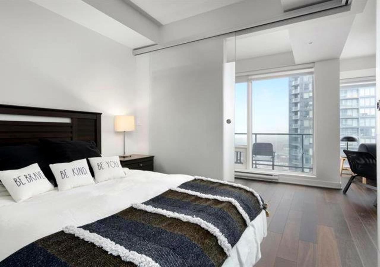 Spectacular Skyline Views - Downtown Montreal - Luxury Condo & Penthouse Oda fotoğraf